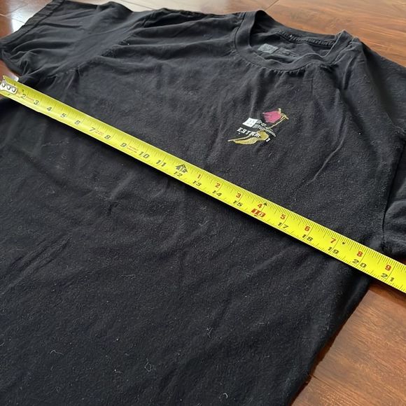 ⭐️3/$15 Mens Graphic Tee - Picture 6 of 7